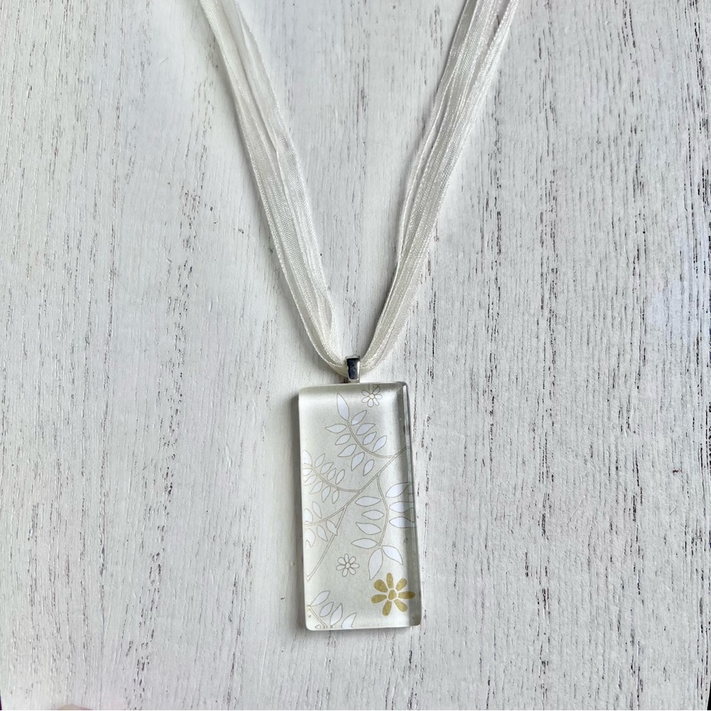 Artisan Cream and White Tones Ribbon Necklace Vintage Handmade Jewelry
